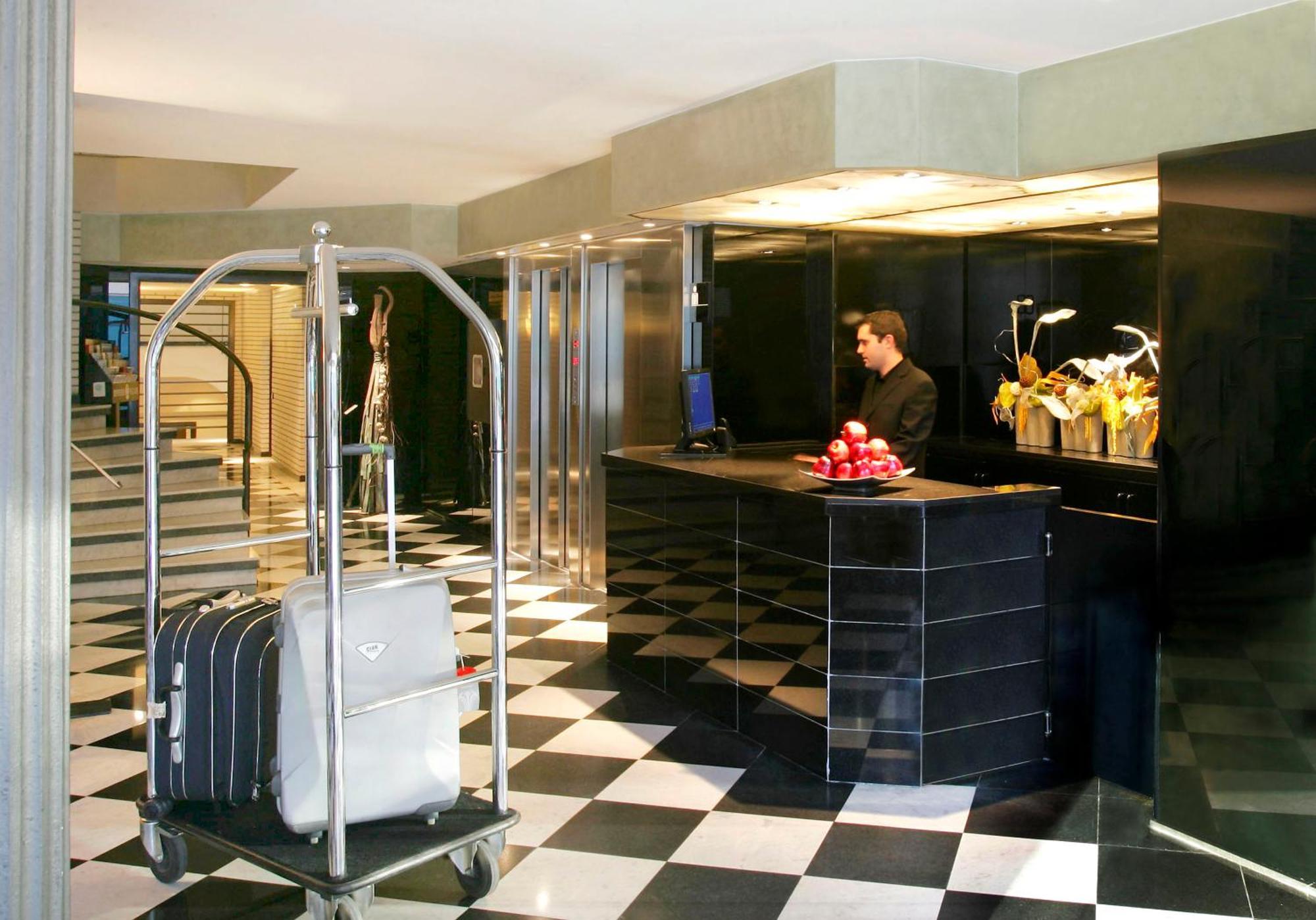 Hotel Gran Derby Suites, A Small Luxury Hotel Of The World Βαρκελώνη Εξωτερικό φωτογραφία